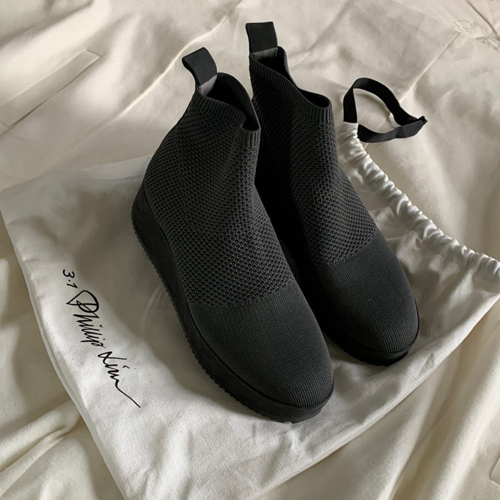 Black Eileen fisher booties